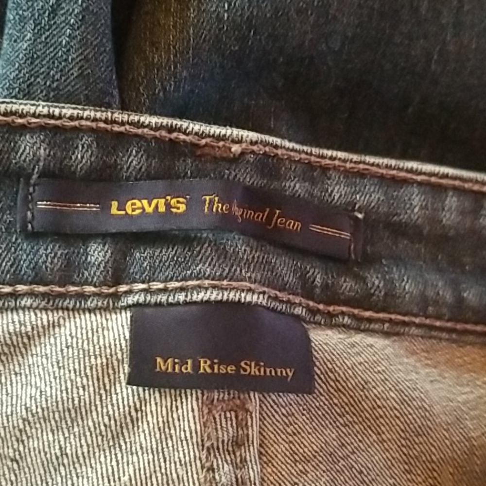 Used Levi's jeans - Picture 3 of 5